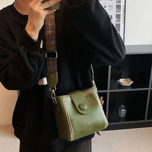 Vintage Crossbody Leather Bag 'Helena'™  | Snygg axelväska med justerbar bredare axelrem