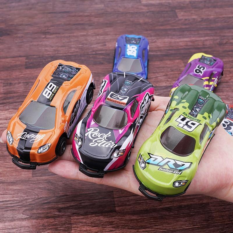 Speedy Cars™ | Stuntbilar som hoppar och voltar